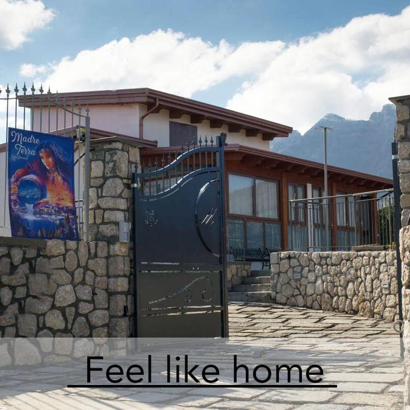 Madre Terra Villa Пимонте Екстериор снимка